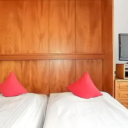 Irma 12, Sandwall アパート *